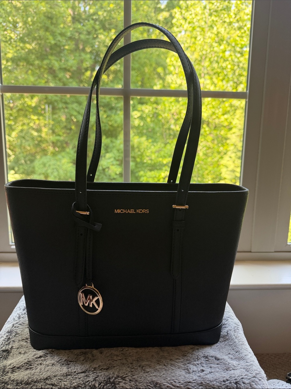Michael Kors Black Saffiano Leather Tote with Gold MK Charm - Picture 3 of 8